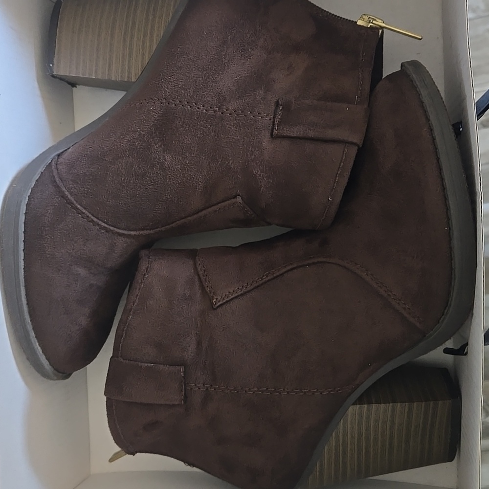Shiekh Suede Booties - Picture 7 of 9